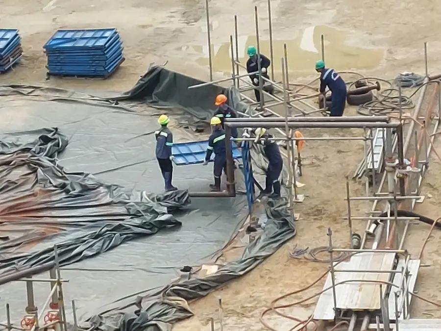 Chemical cleaning of process equipment at an industrial facility (1 / 7)