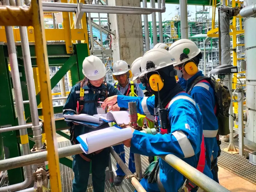 Chemical cleaning of process equipment at an industrial facility (7 / 7)
